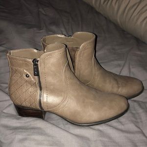 Ankle booties